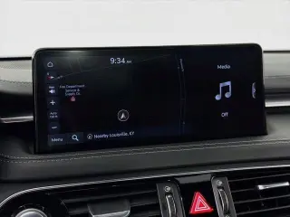 Genesis G70 2023 2.0T 4dr Sedan