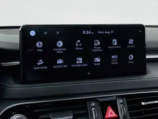 Genesis G70 2023 2.0T 4dr Sedan