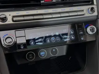 Genesis G70 2026 AWD 2.5T Prestige Sedán 4 puertas