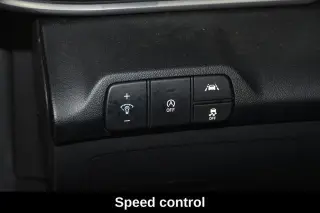 Hundai Elantra 2021 SE 4dr Sedan
