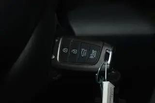 Hundai Elantra 2021 SE 4dr Sedan