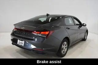 Hundai Elantra 2021 SE 4dr Sedan
