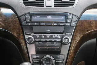 Acura MDX 2011 SH-AWD SUV 4puertas con Paquete de Tecnología