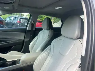 Hundai Elantra 2024 Limited 4dr Sedán