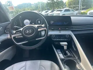 Hundai Elantra 2024 Limited 4dr Sedán