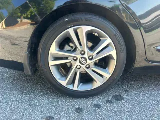 Hyundai ELANTRA 2018 Limited Sedán 4 puertas