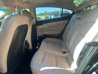 Hyundai ELANTRA 2018 Limited Sedán 4 puertas