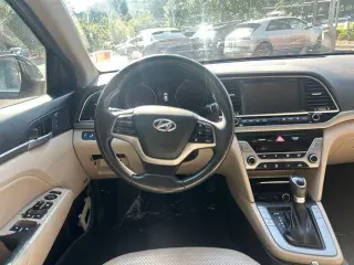 Hyundai ELANTRA 2018 Limited Sedán 4 puertas