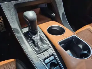 Toyota Avalón Híbrido 2021 XSE 4dr Sedán
