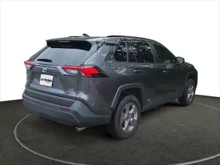 Toyota RAV4 Hybrid 2023 AWD LE 4p SUV