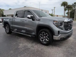 GMC Sierra 1500 2024 4x4 SLT 4p. Cabina de Tripulacion Crew 5.8 ft. SB
