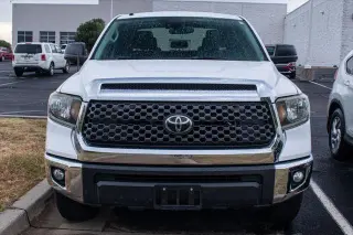 Toyota Tundra 2019 4x2 SR5 4dr CrewMax Cab Pickup SB (5.7L V8)