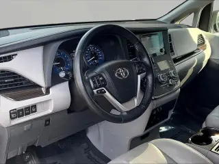 Toyota Sienna 2015 XLE 7-Pasajero Asiento Auto Acceso 4dr Mini-Van
