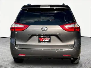 Toyota Sienna 2015 XLE 7-Pasajero Asiento Auto Acceso 4dr Mini-Van