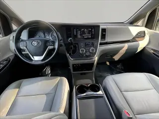 Toyota Sienna 2015 XLE 7-Pasajero Asiento Auto Acceso 4dr Mini-Van