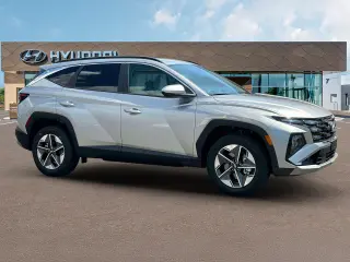 Hyundai TUCSON 2025 SEL 4dr SUV