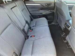 Toyota Highlander 2019 LE 4dr SUV (2.7L I4)