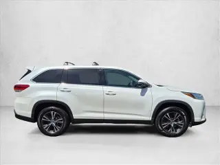 Toyota Highlander 2019 LE 4dr SUV (2.7L I4)