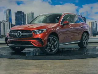 Mercedes-Benz GLC 2023 AWD GLC 300 4MATIC 4p SUV