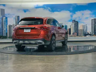 Mercedes-Benz GLC 2023 AWD GLC 300 4MATIC 4p SUV