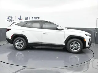 Hyundai TUCSON 2026 SE 4p SUV