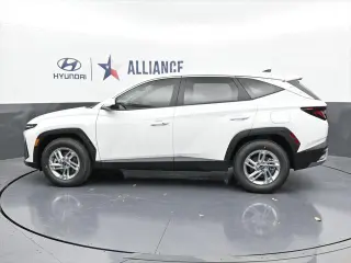Hyundai TUCSON 2026 SE 4p SUV