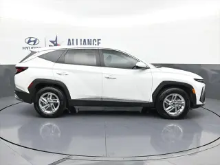 Hyundai TUCSON 2025 SE 4dr SUV