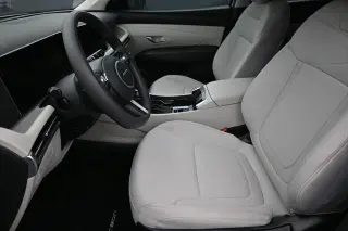 Hyundai TUCSON 2025 SE 4dr SUV