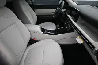 Hyundai TUCSON 2025 SE 4dr SUV