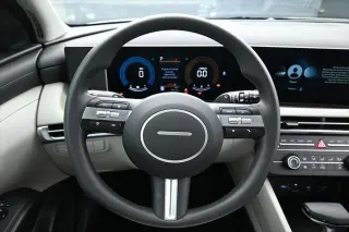 Hyundai TUCSON 2025 SE 4dr SUV