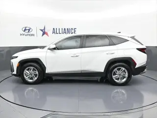 Hyundai TUCSON 2025 SE 4dr SUV
