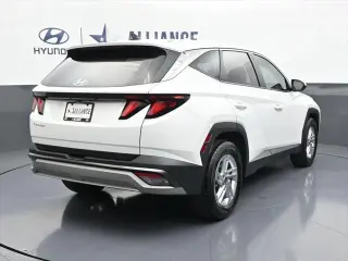 Hyundai TUCSON 2025 SE 4dr SUV