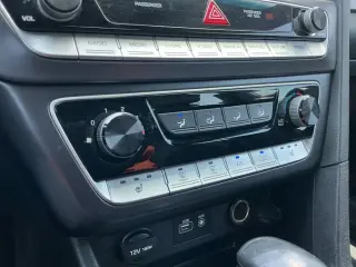Hyundai SONATA 2018 Sport 4p Sedan