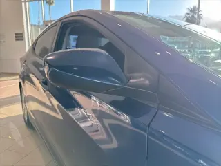 Hyundai ELANTRA 2016 SE 4dr Sedan 6M (US)