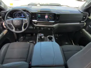 Chevrolet Silverado 1500 2024 4x4 LT Trail Boss carrocería de 4 puertas Crew Cab caja de carga de 2,01 m