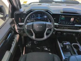 Chevrolet Silverado 1500 2024 4x4 LT Trail Boss carrocería de 4 puertas Crew Cab caja de carga de 2,01 m
