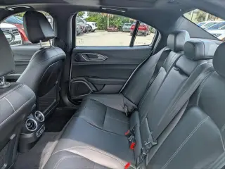 Alfa Romeo Giulia 2023 Sprint 4dr Sedán