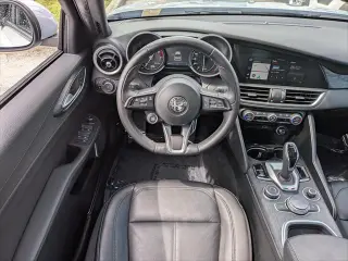 Alfa Romeo Giulia 2023 Sprint 4dr Sedán