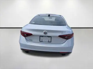 Alfa Romeo Giulia 2023 Sprint 4dr Sedán