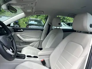 Volkswagen Jetta 2023 SE 4p Sedana