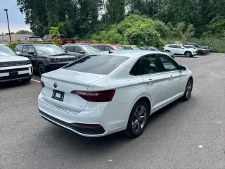 Volkswagen Jetta 2023 SE 4p Sedana