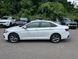 Volkswagen Jetta 2023 SE 4p Sedana