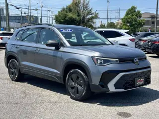 Volkswagen Taos 2025 S 4p SUV