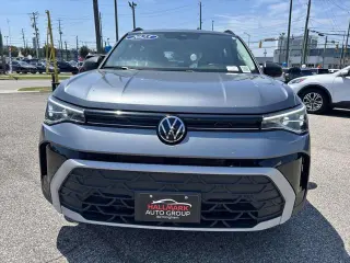 Volkswagen Taos 2025 S 4p SUV