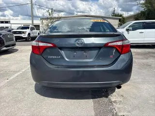 Toyota Corolla 2015 S 4dr Sedán
