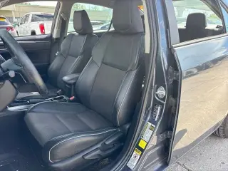 Toyota Corolla 2015 S 4dr Sedán