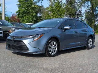 Toyota Corolla 2024 LE 4p Sedana