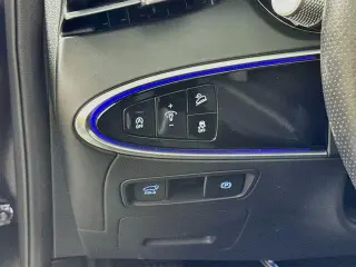 Genesis GV70 2024 AWD 2.5T Estándar 4p SUV