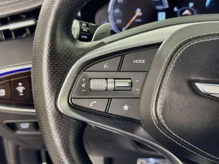 Genesis GV70 2024 AWD 2.5T Estándar 4p SUV