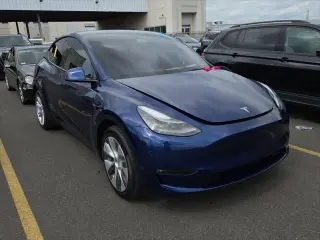Tesla Model Y 2023 AWD Long Range 4dr Crossover